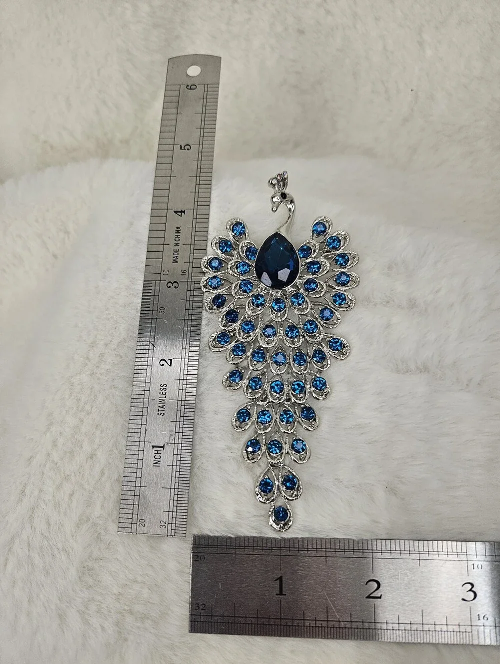 Vintage Style Blue Crystal Peacock Brooch Pendant - Picture 7 of 7
